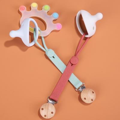 China Clip Free Sample BPA Free Silicone Sleep Bibs Soother Wooden Metal Clip Dummy Chain Dummy Baby Bibs Pacifier for sale