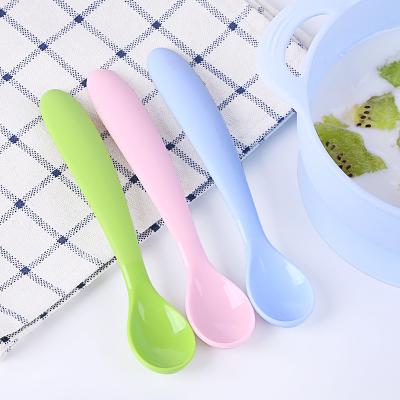 China High Quality Bpa Free Soft Tip Bpa Free Sample Feeding Baby Feeding Baby Feeding Spoon Silicone Spoon for sale