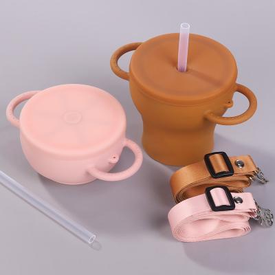 China Eco Friebdly Silicone Colaspable Snack Container Water Sippy Cup Baby Free Sample BPA Free Feeding Cups for sale