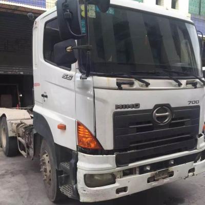 China Leather Japan Used Manual Type Hino 700 Used Tractor Head Truck For Sale for sale