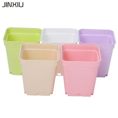 China Morden/Traditional Colorful Square Plant Plastic Pot Planter, Flower Pot with Pallet Tray Saucer for Home Office Garden Flower Decoration for sale