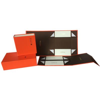 China Recyclable Printing Orange Hardboard Hot Stamping Foldable Flat Shipped Paper Box for sale