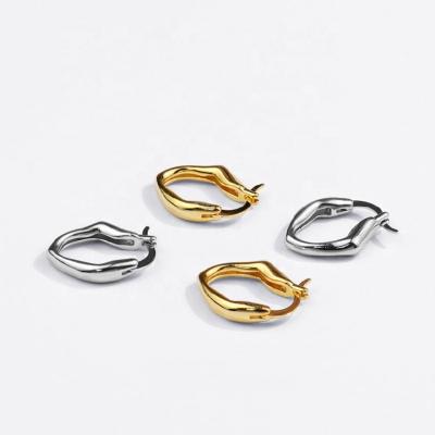 China Vintage 2021 Light Luxury Gold Plated Jewelry Brass Irregular Geometry U Shape Huggie Earring Stud For Women for sale