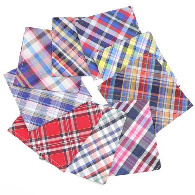 China Sustainable Dog Bandana Dog Plaid Cotton Bandanas Summer Spring Dog Wrapping for sale