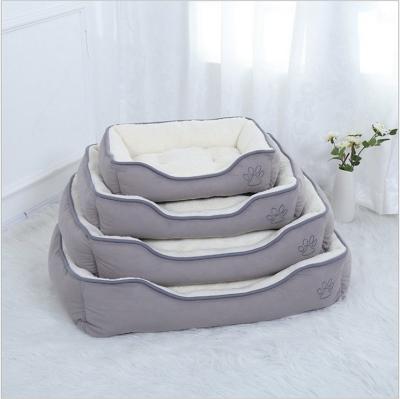 China Luxury Warm Comfortable Pet Sofa Mat Cushion Rectangle Teddy Velvet Pet Beds Dog Kennel Travel Wholesale Wholesale for sale