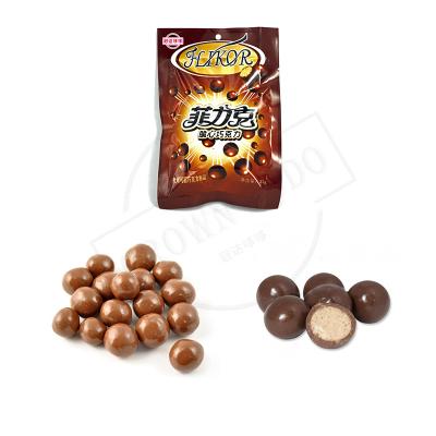 China Hot sale chocolate ball hot chocolate milka mylikes candy brands desserts best dairy milk cookie crispy dark chocolate ball shape for sale