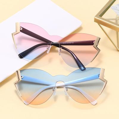 China Eyewear Trade Metal Fashion Glasses Shading Sunglasses Women Retro Sunglasses Shape Personalized Frameless One Piece Sunglasses for sale