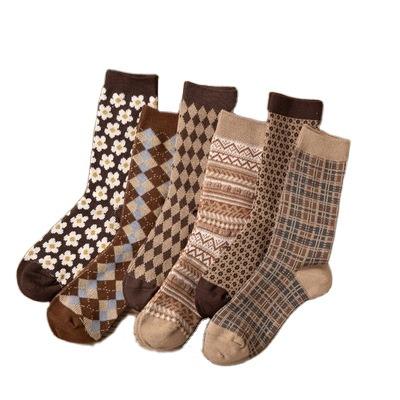 China Retro winter QUICK DRY high quality plaid designer socks for unisex socks logo wholesale custom sock for sale