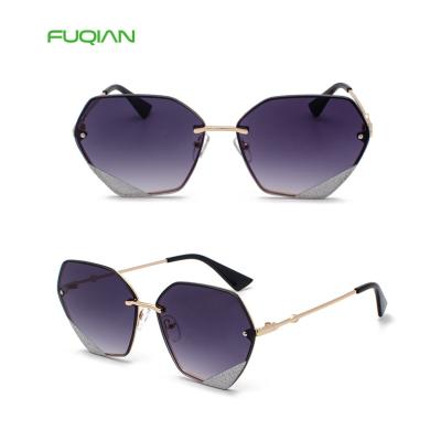 China Fashion Sunglasses 2020 New Arrivals Designer Authentic Glitter Polygon Women Round Sunglasses for sale