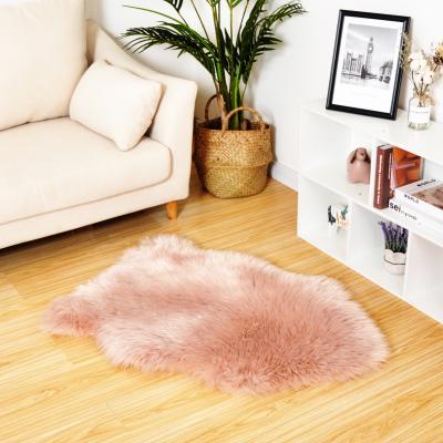 China Luxury And Soft Rug Area Rug Washable Modern Faux Fur Rug Blanket Living Room Sofa Room Bed Rug for sale