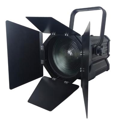 China 5600K 5M@5500 Lux Professional Studio SPOT 200W LED Fresnel Light In Stage Lighting for sale