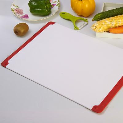 China Viable White Plastic Mat Vegetable Meat Kitchen Cutting Board PP Cutting Plates for sale