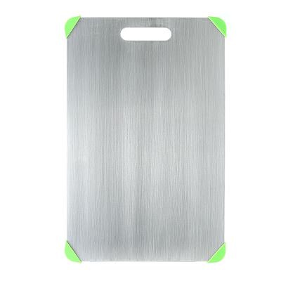 China 2021 modern stainless steel non-slip cutting board with handle for kitchen for sale