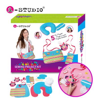 China I-Studio Home Decorating Small Kids Make Your Own Craft Mini Sewing Toys Popular Gift DIY Sewing Kits for sale