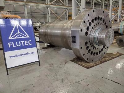 Chine 1500 tonnes cylindre hydraulique à grande profondeur personnalisé pour une pelle lourde à vendre