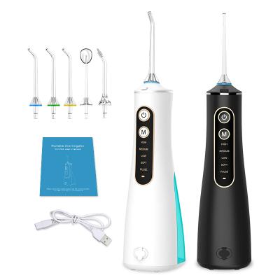 China Outdoor Portable Oral Dental Irrigator Battery Water Flosser Water Teeth Pick Cleaner For Oral Care for sale