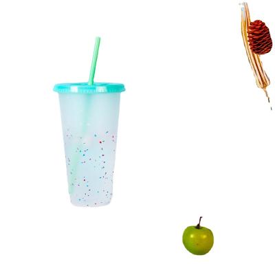 China CLASSIC Plastic Cup With Lids And Straws 16oz Portable Cold Drink Cup for sale