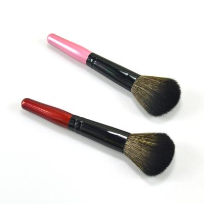 China Simple Angular Blush Make Up Blusher Brush With Wooden Handle for sale