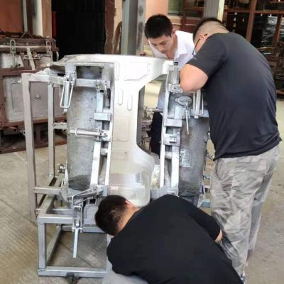 China Industry Rotomolding Die Cast Mold Machine Roto Rotation Mold For Plastic Parts à venda