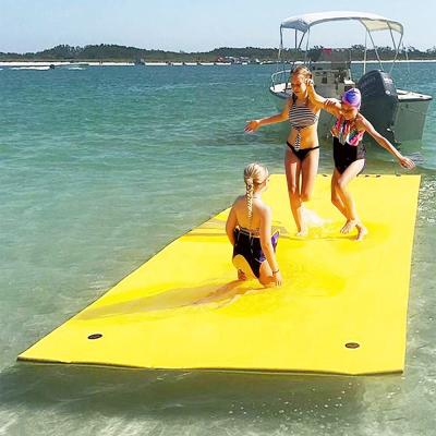 China Eco-friendly Material 57mm Super Thick Floating Mat 18x6ft XPE Foam 3 Layers Floating Lake Water Pad For Lake Ocean Swimming Pool for sale