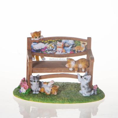 China Europe Resin Chair Full Of Cats Bench Retro Garden Decor Garden Chair Resin Decorative Animal Chair Style Benches for sale