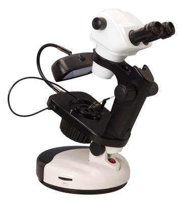 Chine Microscope de Gemological avec la lumière de point de LED, illumination de champ foncé, base rotative à vendre