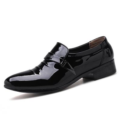 China Fashion Design Oxfords Durable Mens Patent Leather Buckle Black Business Shoes White Elegant Party Wedding Shoes Plus Size38-48 for sale