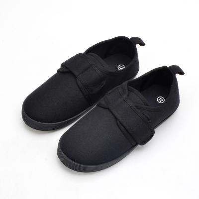 China Insulative Customized Black Anti Slip Casual Comfortable Kids School Shoes for sale