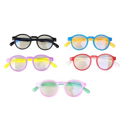 China Flexible Blue Light Frame Traveling Bluelight Child And Baby Goggles Tpee Eye Protection Blocking Glasses For Kids for sale