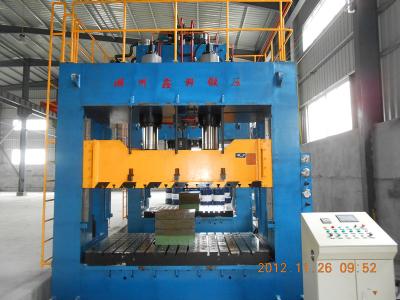 China Straight Sided Hydraulic Deep Drawing Press 315T 8 Facet Guiding Power Saving for sale