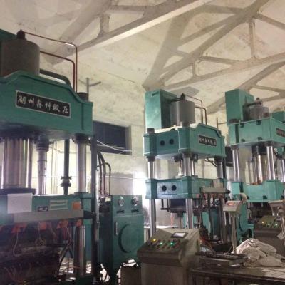 China 63 Ton Servo Hydraulic Molding Press Machine For Plastic Materials Aviation Industry for sale