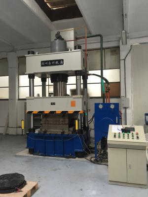 China Manhole Cover Forming Compression Molding Press Machine Fatigue Resistant for sale