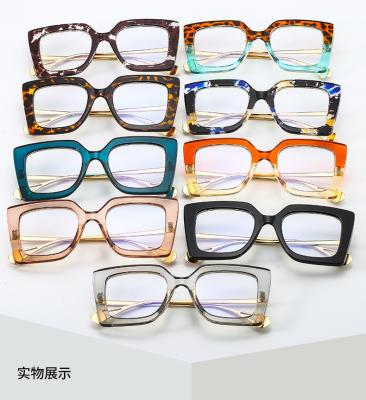 China Travel Glass Women Oversized Square Glasses Frame Fashionable Eyewear Frame Lady Optical Blue Light Blocking Glasses for sale