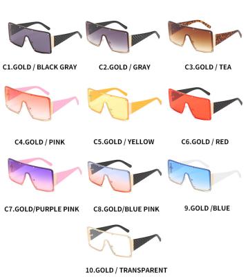 China Fashion Glasses Wholesale Big Square Sun Glasses Women Black Shades Sight Glasses for sale