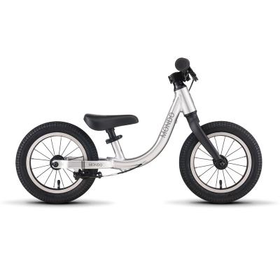 China Safety high carbon steel frame bicycle rubber pneumatic tires children's balance bike à venda