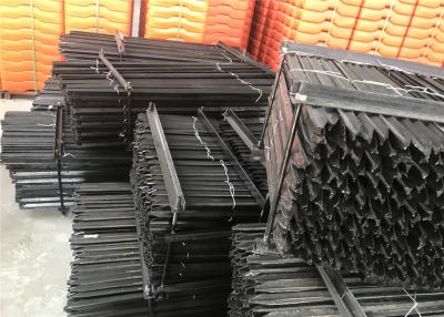 China 1.8m black bitumen coated heavy duty Y post star pickets en venta