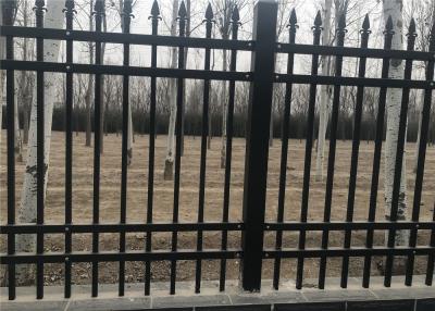 Chine 4 rails steel fence panels 6ft height x 10ft width spacing 100mm upright 1