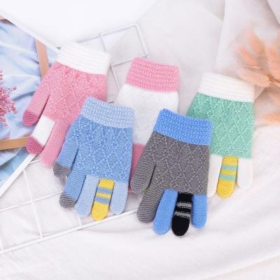 China Soft Hot Sale Children Knitted Cute Jacquard Kids Full Finger Warm Winter Gloves for sale