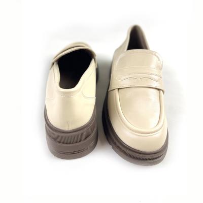 China Soft and beautiful light Lefu English shoes of soft and practical trend single lines practical wear for sale