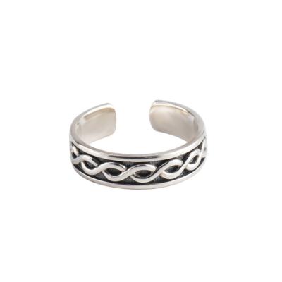 China Vintage Oxidized 925 Sterling Silver Adjust Ring With Custom Texture for sale