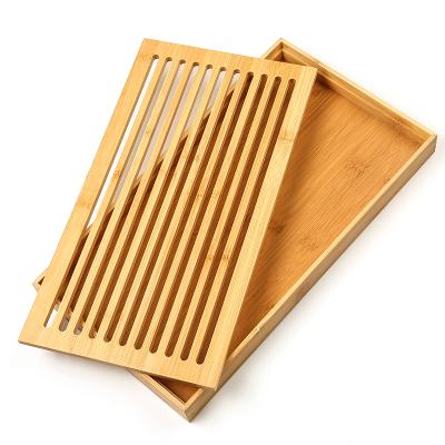 China Sustainable Life Large Bamboo Bread Board Home Slotted Cutting Board with Crumb Catcher Bamboo Slicing Bread Board with Crumb Tray for sale