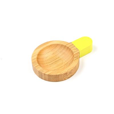 China Viable Japanese Style Mini Round Dish Professional Wasabi Sushi Sashimi Sauce Bamboo Wooden Dish With Color Handle for sale