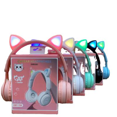 China Cat Ear Gaming Headset Wireless TWS Earbuds Comfortable Wearing Earphone Over Ear Stereo LED With Microphone Adjustable Kids Bluetooth Headphones for sale