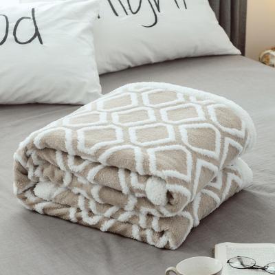 China Anti-static Oversized Fluffy Plush 100% Thick Jacquard Fleece Throw Blanket High Quality Throw Blanket For Adult for sale