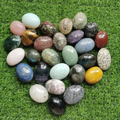 China Europe Amethyst Palm Stone Crystals Healing Stones for Anxiety Stress Therapy Massage for sale