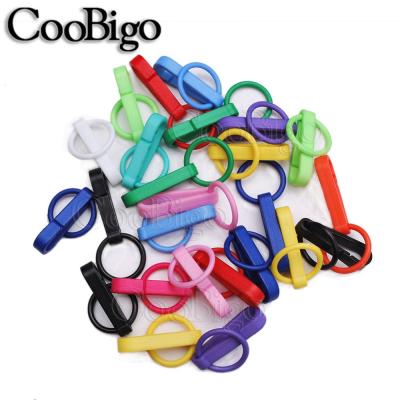 China Plastic Gloves Hook Plastic Loops Snap Hook With O Ring #FLC078-B/(mix-s) for sale