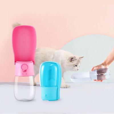 China Portable Pet Water Cup Bottle Collapsible Pet Cup Kettle Outdoor Moving Dogs and Cats Viable for sale