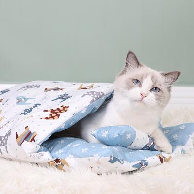 China Breathable Self Heating Ultra Soft Comfortable Pet Heavy Duty Mat Cat Bed Thermal House Sleeping Bag Pad for sale