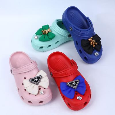 China Durable Hot Girl Sandal Decoration Shoe Butterfly Knot Sale Rubber Shoe Accessories For Garden DIY Clog Decoration for sale