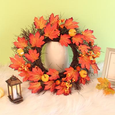 China New Product 15inch Height Wreath Medium Pumpkin Maple Wreath Good Family Decoration Price for sale